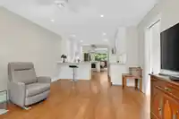 38 1725 SOUTHMERE CRESCENT - thumbnail 6
