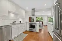 38 1725 SOUTHMERE CRESCENT - thumbnail 7