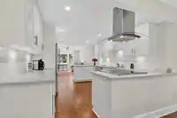 38 1725 SOUTHMERE CRESCENT - thumbnail 9