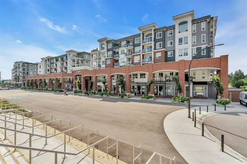 4413 2180 KELLY STREET - photo 1 of 22