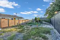 853 MAPLE STREET - thumbnail 19