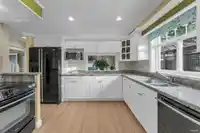 13968 22A AVENUE - thumbnail 36