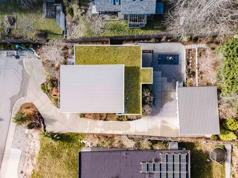 6260 SUNRISE BOULEVARD - photo 4 of 25