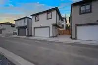 16734 20 AVENUE - thumbnail 39