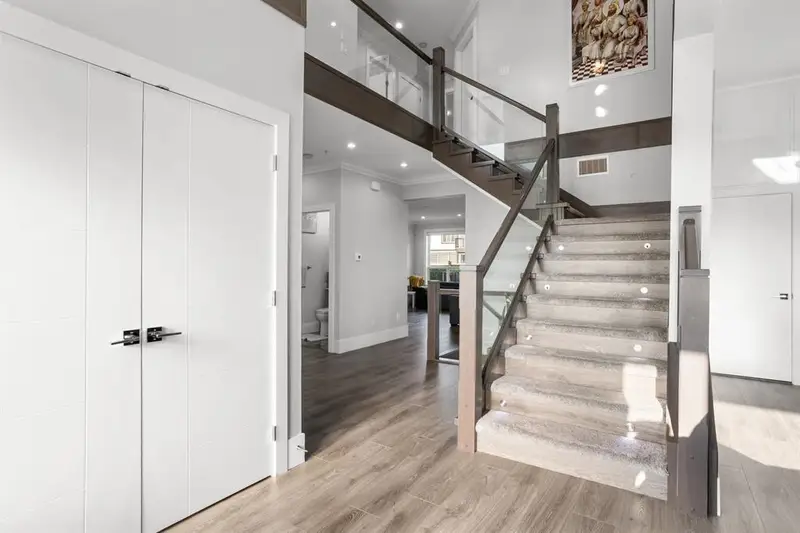 8394 MCTAGGART STREET - photo 4 of 25