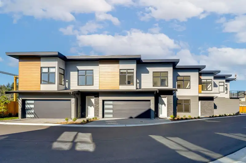 10 3075 160 STREET - photo 1 of 27