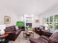 1632 138B STREET - thumbnail 12