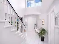 1632 138B STREET - thumbnail 3