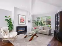 1632 138B STREET - thumbnail 5