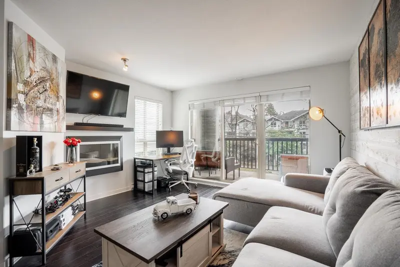 201 21009 56 AVENUE - photo 2 of 25