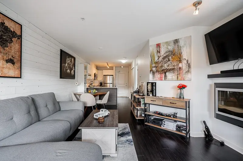 201 21009 56 AVENUE - photo 4 of 25