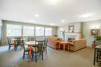27 2678 KING GEORGE BOULEVARD - thumbnail 35