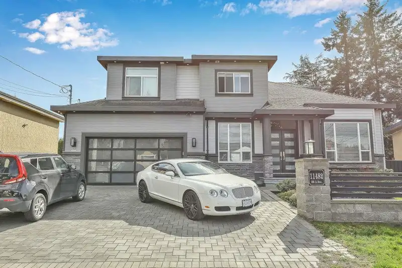 11482 86A AVENUE - photo 1 of 25