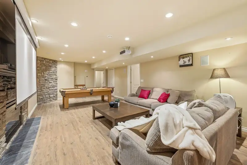 3528 CANTERBURY DRIVE - photo 3 of 25