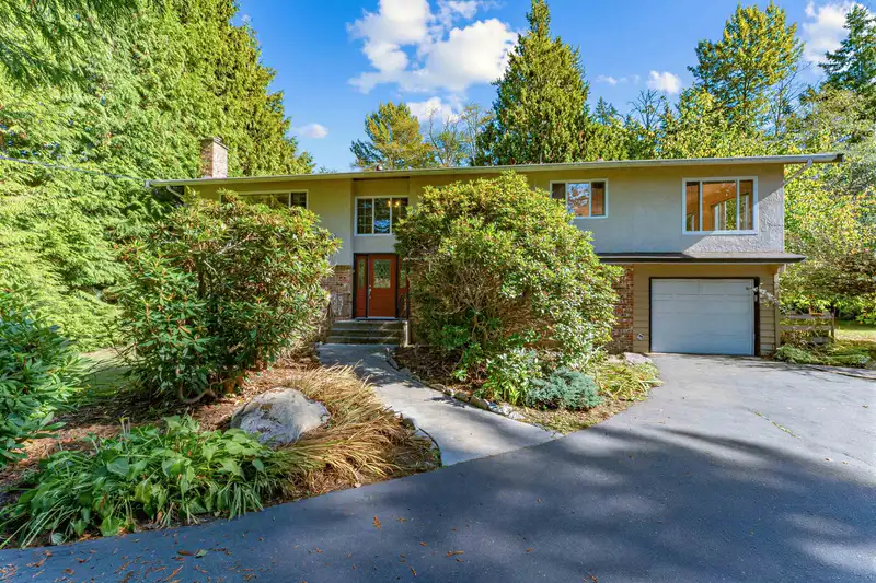 2244 171 STREET - photo 4 of 39