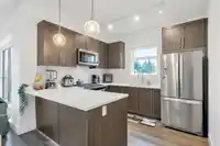 404 2960 151 STREET - thumbnail 4