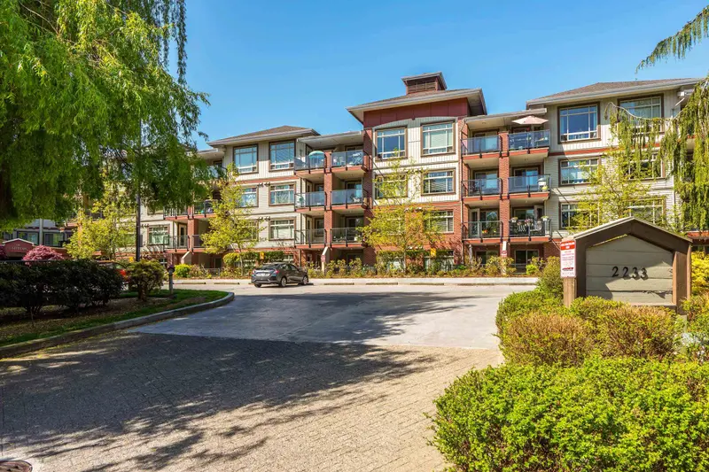 235 2233 MCKENZIE ROAD - photo 2 of 25