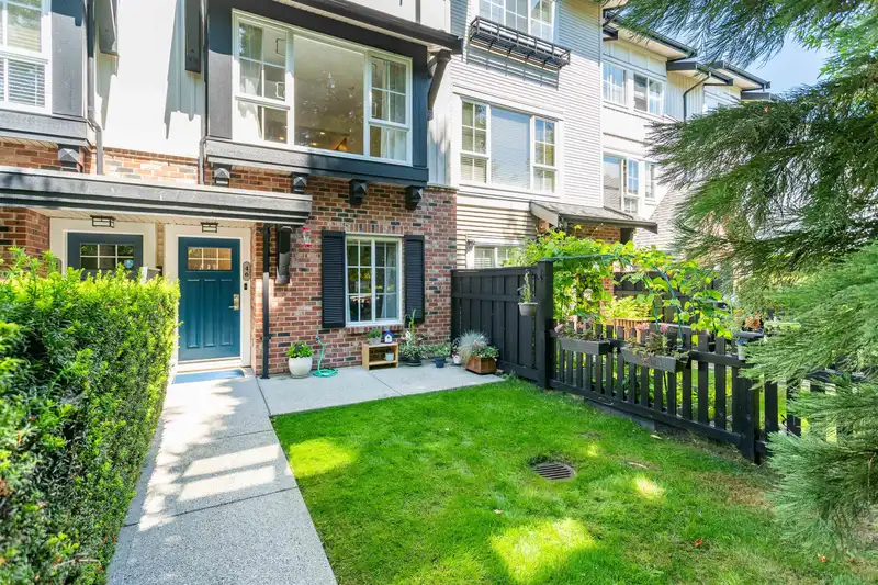 46 2450 161A STREET - photo 2 of 40