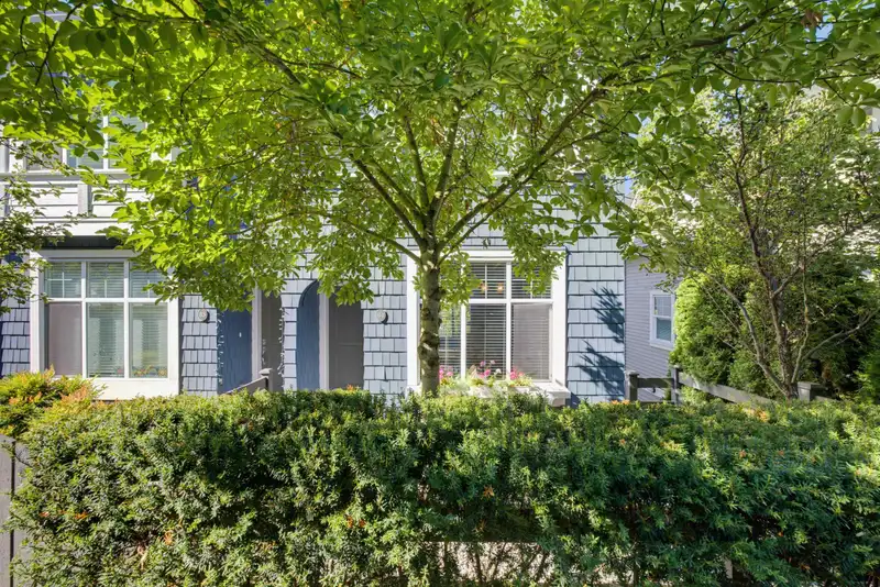 84 15268 28 AVENUE - photo 4 of 39