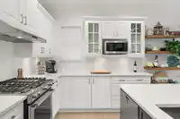 11 3300 157A STREET - thumbnail 5