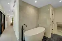 203 14825 THRIFT AVENUE - thumbnail 21
