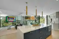 203 14825 THRIFT AVENUE - thumbnail 8