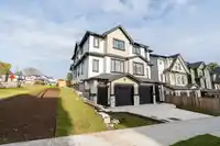 101 1840 165A STREET - thumbnail 2