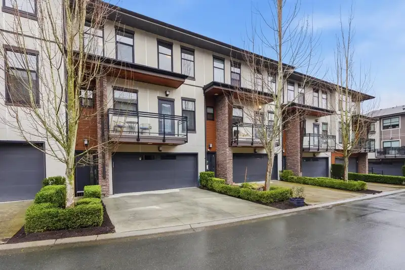 8 2687 158 STREET - photo 1 of 37
