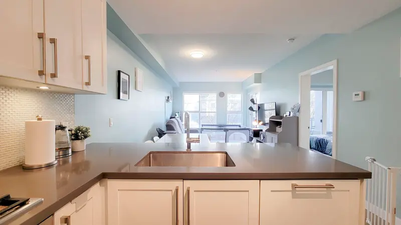 207 10177 RIVER DRIVE - photo 2 of 25