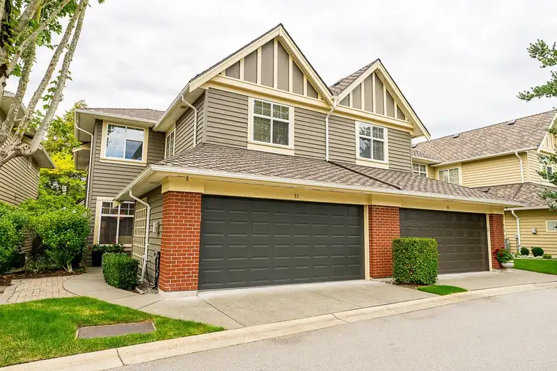12 15450 ROSEMARY HEIGHTS CRESCENT - photo 2 of 39