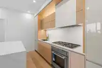 502 1342 JOHNSTON ROAD - thumbnail 7