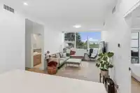 502 1342 JOHNSTON ROAD - thumbnail 10