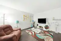 219 1760 SOUTHMERE CRESCENT - thumbnail 2