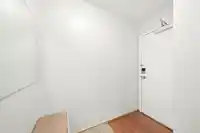 219 1760 SOUTHMERE CRESCENT - thumbnail 12