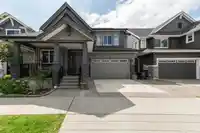 16746 18 AVENUE - thumbnail 1