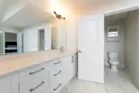 16746 18 AVENUE - thumbnail 21
