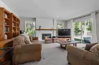 14273 26 AVENUE - thumbnail 3