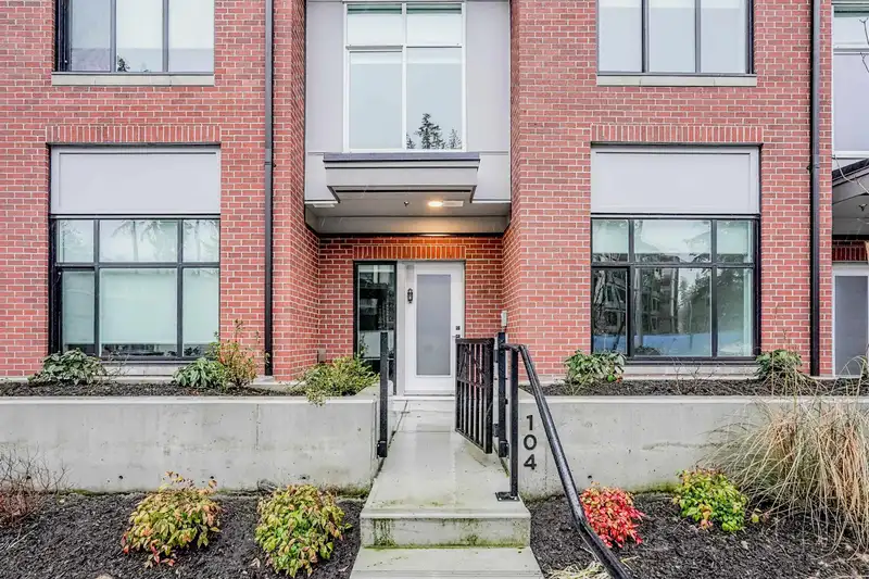 104 3528 146A STREET - photo 1 of 1