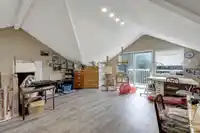 885 164 STREET - thumbnail 12