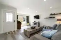 15669 20 AVENUE - thumbnail 3