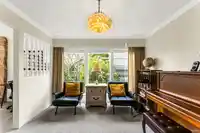 1925 SOUTHMERE CRESCENT - thumbnail 6