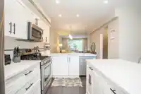 43 2469 164 STREET - thumbnail 3