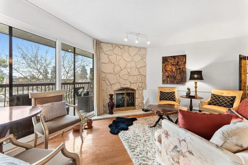 305 10240 RYAN ROAD - photo 3 of 25