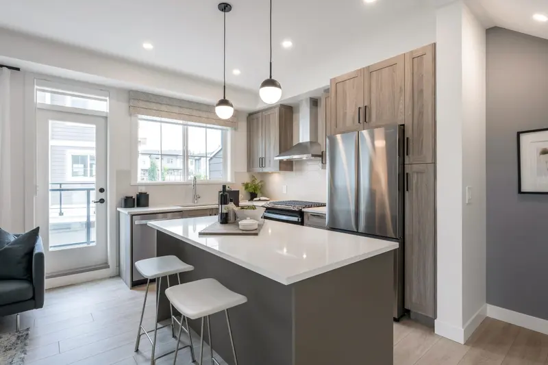 18 8433 203A STREET - photo 3 of 18