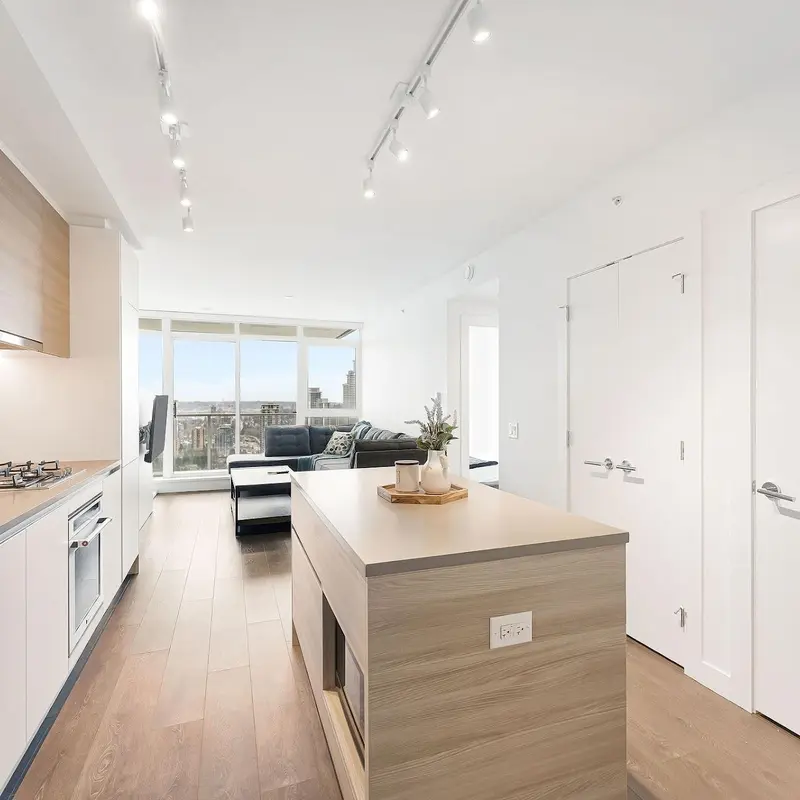 2306 657 WHITING WAY - photo 4 of 25