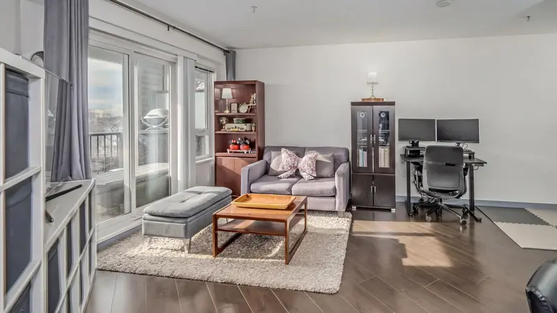 322 12339 STEVESTON HIGHWAY - photo 2 of 25