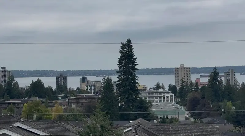 2175 LAWSON AVENUE - photo 3 of 25