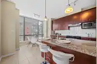 503 1550 MARTIN STREET - thumbnail 7