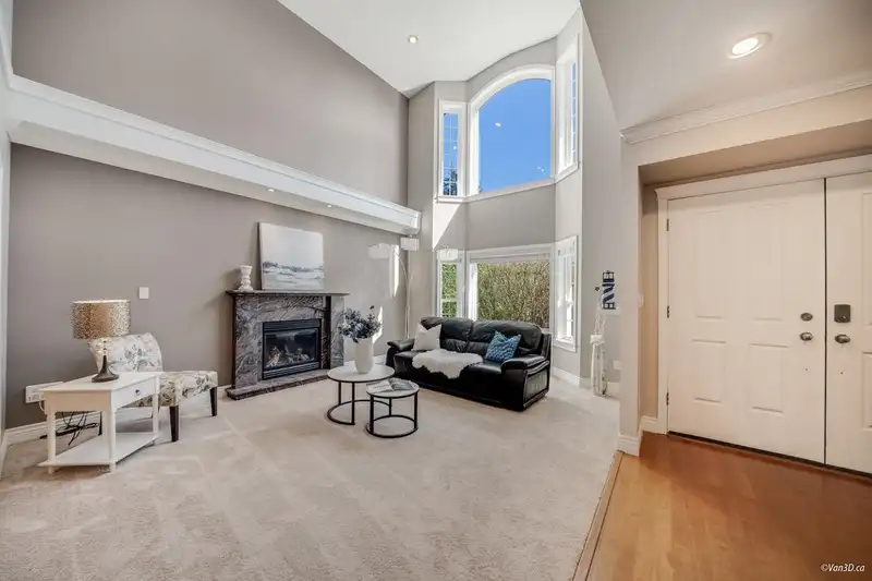 1117 STAYTE ROAD - photo 3 of 31