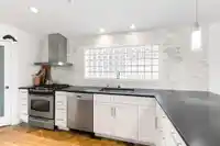 933 MAPLE STREET - thumbnail 9